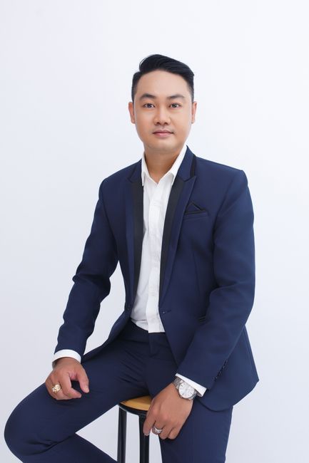Robert Hayes, Automation Engineer